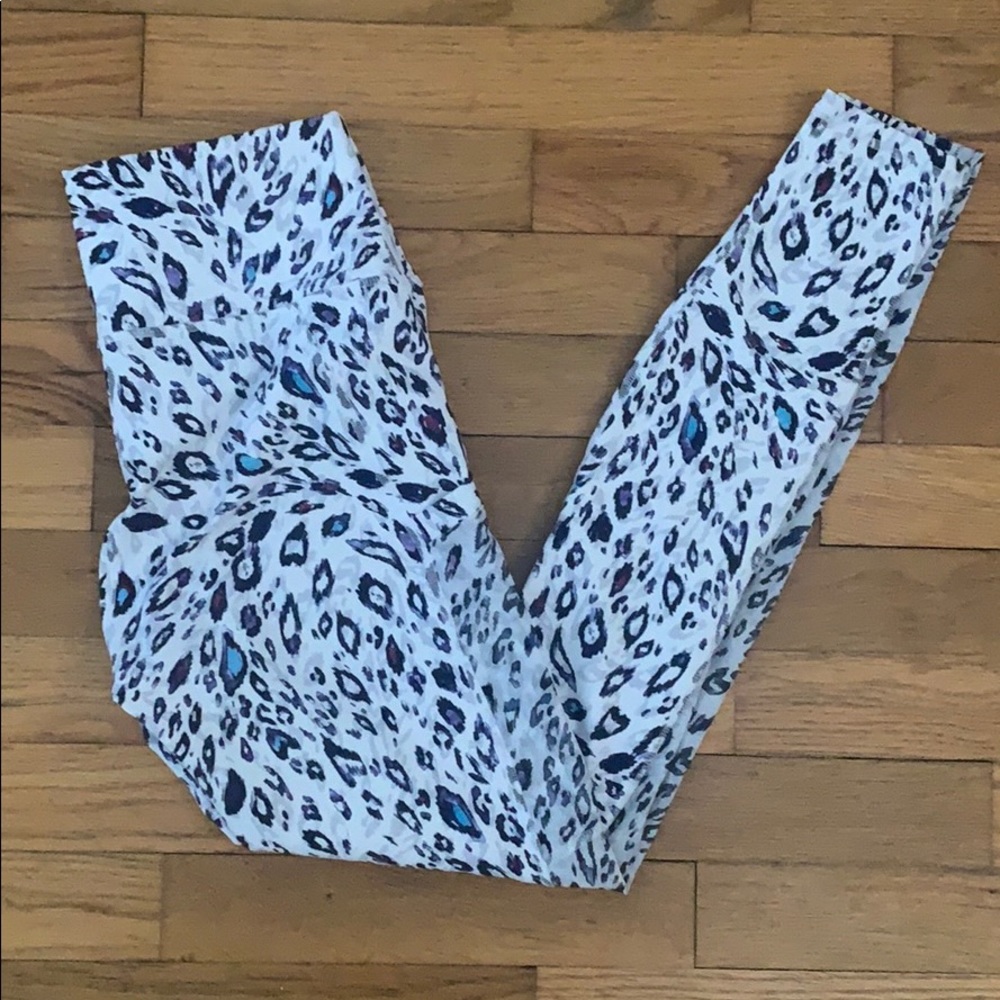 Fabletics snow leopard leggings